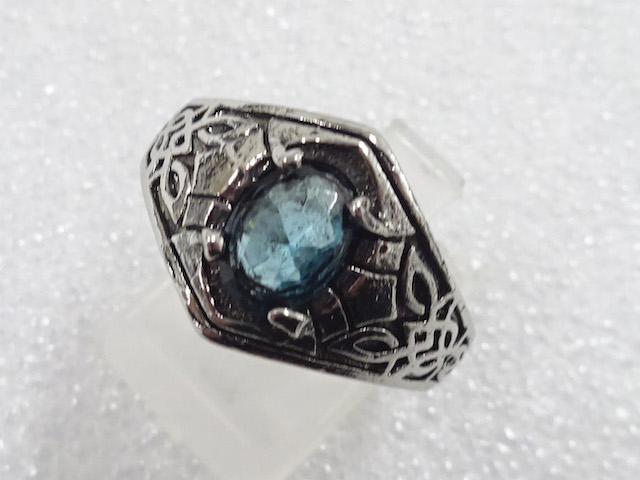 JAPANESE KIMONO / ANTIQUE COLORED STONE RING (SIZE 19.5)